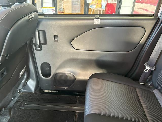 セレナ e-パワー ハイウェイスターV ワンオーナー インテリジェントキー2個 LEDヘッドライト 両側パワースライドドア 純正ナビ&フルセグ&BT アラウンドビューモニター セーフティパックA リアオートエアコン ETC クルコン(31枚目)