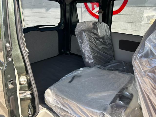 エブリイ ジョインターボ　両側スライドドア　クリアランスソナー　レーンアシスト　衝突被害軽減システム　オートライト　ＬＥＤヘッドランプ　スマートキー　アイドリングストップ　電動格納ミラー　シートヒーター　ＣＶＴ（29枚目）