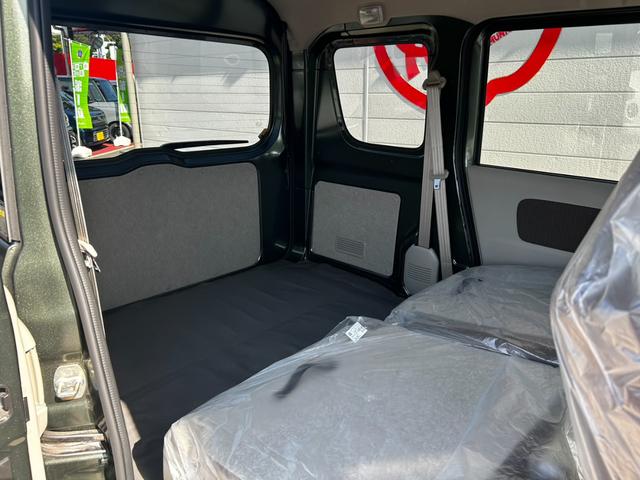 エブリイ ジョインターボ　両側スライドドア　クリアランスソナー　レーンアシスト　衝突被害軽減システム　オートライト　ＬＥＤヘッドランプ　スマートキー　アイドリングストップ　電動格納ミラー　シートヒーター　ＣＶＴ（30枚目）