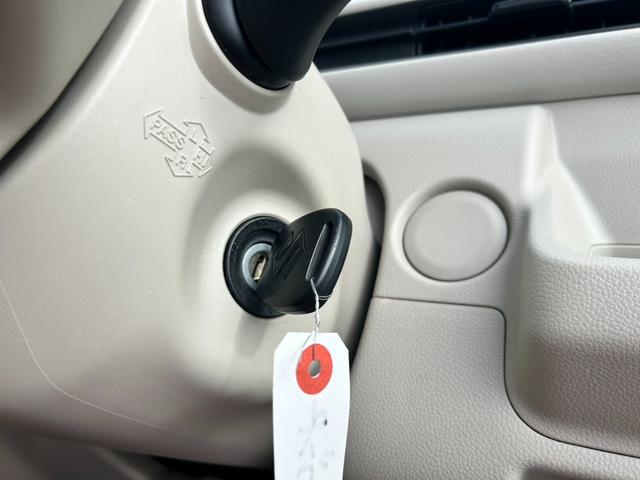 ワゴンＲ ＦＡ　キーレスエントリー　ＭＴ　盗難防止システム　ＡＢＳ　ＥＳＣ　ＣＤ　ミュージックプレイヤー接続可　衝突安全ボディ　エアコン　パワーステアリング　パワーウィンドウ（6枚目）