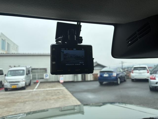 ジムニーシエラ ＪＣ　４ＷＤ　ドライブレコーダー　オートクルーズコントロール　レーンアシスト　衝突被害軽減システム　ナビ　ＬＥＤヘッドランプ　ヘッドライトウォッシャー　スマートキー　アイドリングストップ　電動格納ミラー（7枚目）