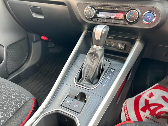 ライズ Z ETC 全周囲カメラ クリアランスソナー オートクルーズコントロール レーンアシスト 衝突被害軽減システム TV LEDヘッドランプ アルミホイール スマートキー シートヒーター CVT(9枚目)