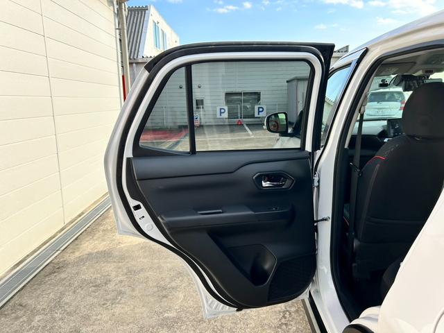 ライズ Z ETC 全周囲カメラ クリアランスソナー オートクルーズコントロール レーンアシスト 衝突被害軽減システム TV LEDヘッドランプ アルミホイール スマートキー シートヒーター CVT(40枚目)