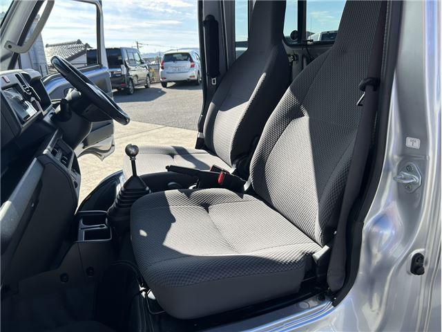 �݌Ɋm�F�ȂǂɊւ��ẮA���C�y�ɂ��₢���킹���������B