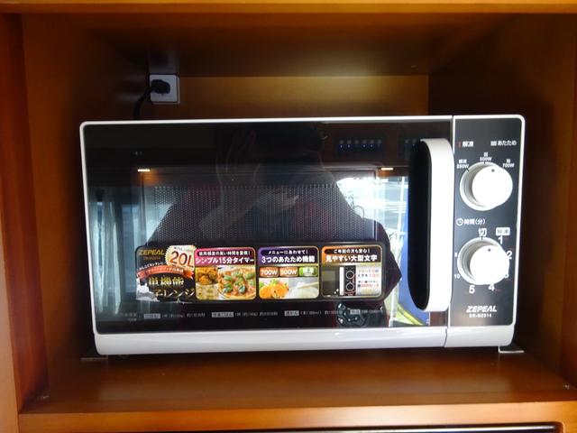 ＮＶ２００バネットバン ＧＸ　ＡｔｏＺ　α　ＡＬＰＨＡ・社外ナビ・フルセグ・Ｂｌｕｅｔｏｏｔｈ対応・ミラー型バックカメラ・ＥＴＣ・冷蔵庫・シンク・電子レンジ・キーレスキー２個　６人乗り（54枚目）