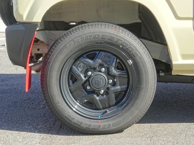 ジムニー XL ワンオーナー 禁煙車 純正大型ナビ フルセグ Bluetooth対応 バックカメラ ビルトインETC マットガード スマートキーX2 プッシュスタート(13枚目)