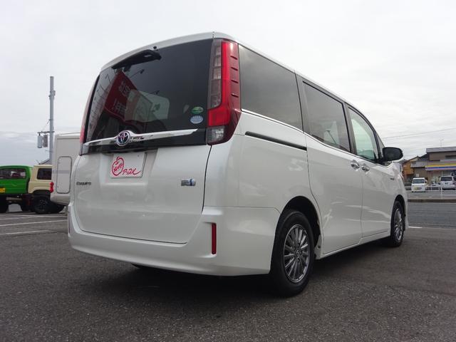 TOYOTA ESQUIRE HYBRID GI