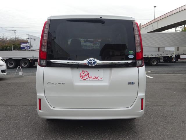 TOYOTA ESQUIRE HYBRID GI