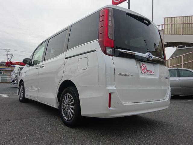 TOYOTA ESQUIRE HYBRID GI