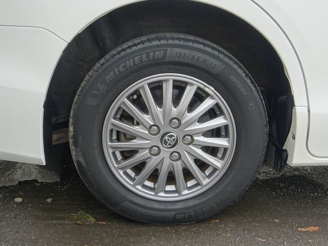 TOYOTA ESQUIRE HYBRID GI