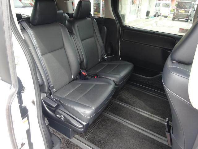 TOYOTA ESQUIRE HYBRID GI