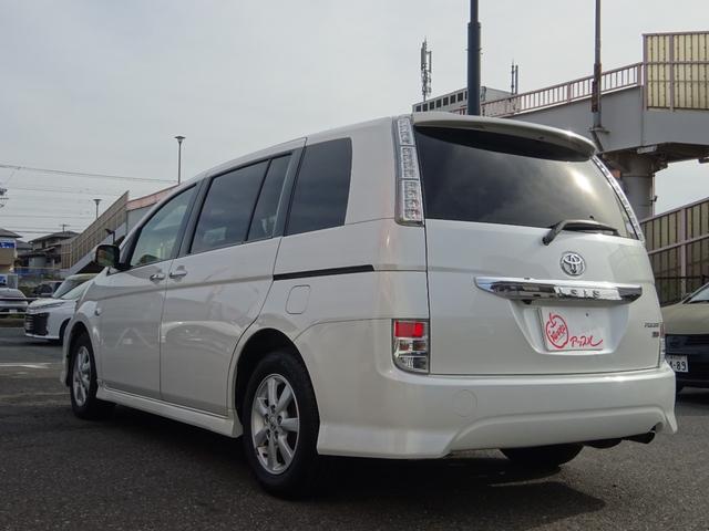 アイシス プラタナ Vセレクション 社外ナビ・フルセグ・Bluetooth対応・バックモニター・両側パワースライドドア・ステアリングスイッチ・プッシュスタート・スマートキー(8枚目)