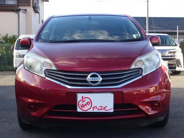 ノート Ｘ　純正ナビ・フルセグ・ＣＤプレーヤー・バックモニター・ＥＴＣ・プッシュスタート・スマートキー（２個）（3枚目）