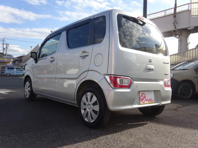 ワゴンR ハイブリッドFX 走行距離1万キロ以下・純正オーディオ・CDプレーヤー・ラジオ・オートエアコン・シートヒーター・プッシュスタート・スマートキー(2個)(8枚目)