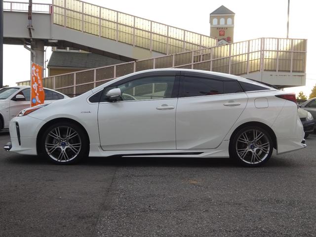 プリウス S モデリスタエアロ・モデリスタアルミホイール・ワンオーナー・純正ナビ・フルセグ・Bluetooth対応・バックモニター・ビルトインETC・ステアリングスイッチ・プッシュスタート・スマートキー2個(9枚目)