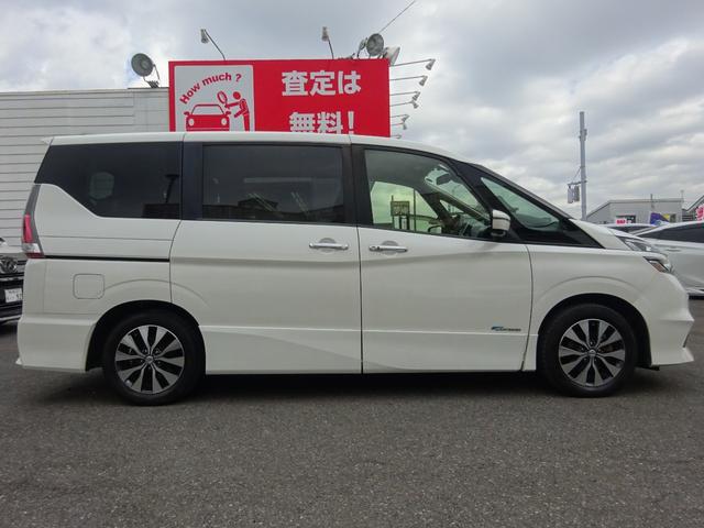 セレナ ハイウェイスター Vセレクション 社外ナビ・フルセグ・Bluetooth対応・全方位モニター・前方カメラ・サイドカメラ・バックモニター・インテリジェントパーキングアシスト・ビルトインETC・プッシュスタート・スマートキー(5枚目)