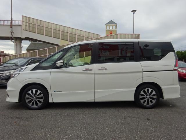 セレナ ハイウェイスター Vセレクション 社外ナビ・フルセグ・Bluetooth対応・全方位モニター・前方カメラ・サイドカメラ・バックモニター・インテリジェントパーキングアシスト・ビルトインETC・プッシュスタート・スマートキー(9枚目)