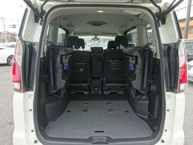 セレナ ハイウェイスター Vセレクション 社外ナビ・フルセグ・Bluetooth対応・全方位モニター・前方カメラ・サイドカメラ・バックモニター・インテリジェントパーキングアシスト・ビルトインETC・プッシュスタート・スマートキー(39枚目)