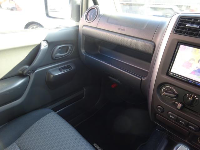 ジムニー ＸＧ　リフトアップ　社外ナビ　フルセグ　Ｂｌｕｅｔｏｏｔｈ対応　バックカメラ　社外ＥＴＣ　社外１６インチアルミ　ブロックタイヤ　ホワイトレター　社外マフラー　キーレスキー（32枚目）