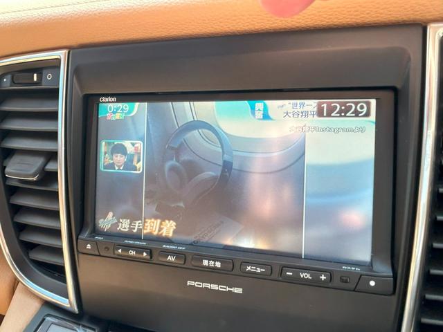 パナメーラ ベースグレード　ベースグレード（４名）後期　エアサス　ＩＭＬＡ２２ＡＷ　ベージュ内装（22枚目）