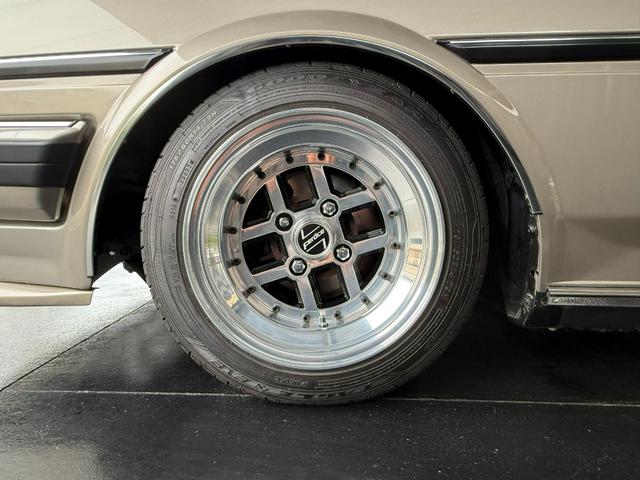 クレスタ スーパールーセント　Ｓ５９車両　フロントスポイラー　フェローチェ１４ＡＷ　イザナミ車高調　社外マフラー　ステンレスタコ足　ナビ　ＴＶ　Ｂカメラ（16枚目）
