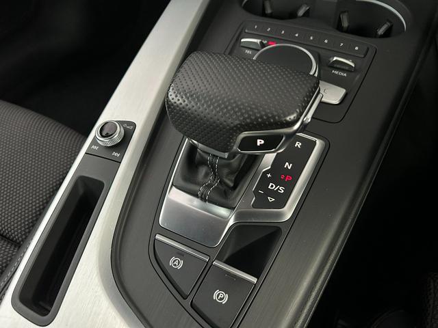 Ａ５ ２．０ＴＦＳＩクワトロ　スポーツ　２．０ＴＦＳＩクワトロ　スポーツ（４名）　ナビ　ＴＶ　Ｓｌｉｎｅ　ＨＲＥ２０ＡＷ　アーミートリックスマフラー　Ｂｒｅｍｂｏブレーキキャリパーキット　リアビックローターキット　クリアランスソナー（26枚目）