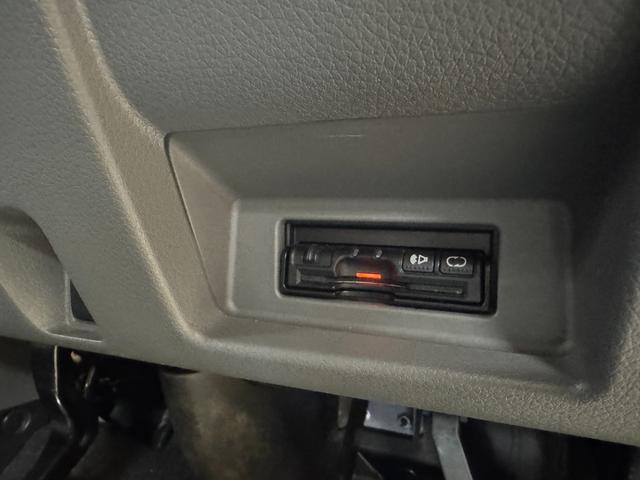 ＮＶ３５０キャラバンバン ロングプレミアムＧＸ　ＴＫ１８６８純正メモリーナビ　地デジフルセグＴＶ走行中可　ＣＤ　Ｂｌｕｅｔｏｏｔｈ　ビルトインＥＴＣ　ドライブレコーダー　バックカメラ　両側スライドドア　ＨＩＤヘッドライト　フォグ　プッシュスタート（24枚目）
