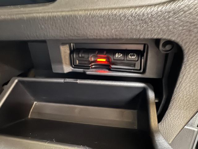 セレナ ハイウェイスター Jパッケージ TK1918純正HDDナビ フルセグTV走行中可 CD DVD Bluetooth バックカメラ ビルトインETC 革巻きハンドル クルーズコントロール 両側パワースライドドア 純正16インチAW(59枚目)