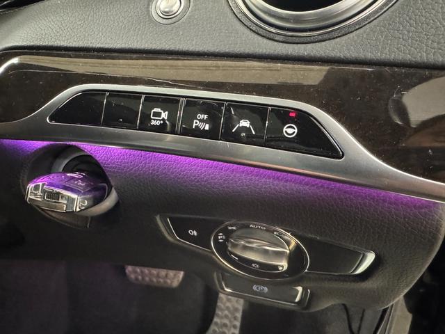 Ｓクラス Ｓ４００ハイブリッド　スポーツパッケージ　ＴＫ３００６純正ＨＤＤナビ　フルセグＴＶ　ＣＤ　ＤＶＤ　ＢＴ　ビルトインＥＴＣ　バックカメラ　フロント　アラウンドビューモニター　パノラマサンルーフ　純正１９インチＡＷ（35枚目）