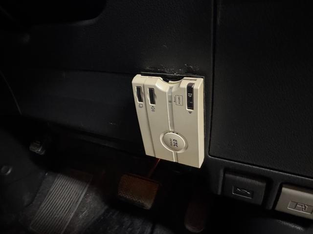 ヴェルファイア ２．４Ｚ　プラチナムセレクション　ＴＫ１９９９ディスプレイオーディオ　フルセグＴＶ　ＣＤ　ＤＶＤ　ＢＴ　ＥＴＣ　バックカメラ　クリアランスソナー　パワーバックドア　　社外トラストマフラー　ＲＳ－Ｒ車高調　社外レオニス１８インチＡＷ（54枚目）