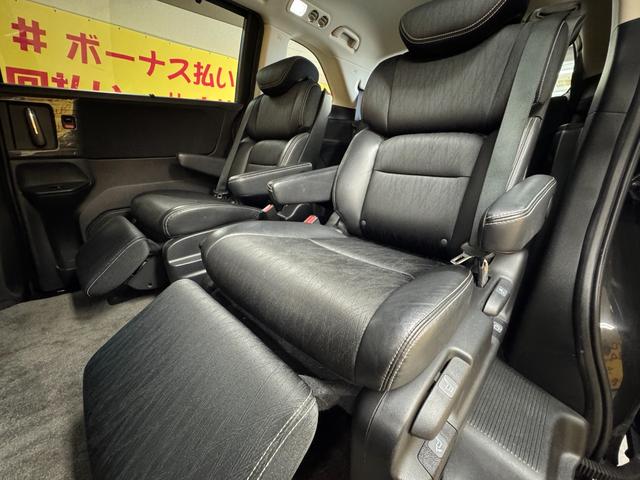 オデッセイ アブソルート・ＥＸ　ＴＫ３０１４純正インターナビ　地デジフルセグＴＶ　ＣＤ　ＤＶＤ　ＢＴ　バックカメラ　ビルトインＥＴＣ　革巻きハンドル　ステアリングスイッチ　パドルシフト　クルーズコントロール　純正１８インチＡＷ（32枚目）