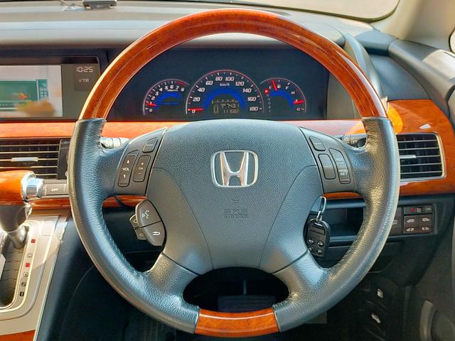 エリシオンプレステージ ＳＧ　ＨＤＤナビパッケージ　３００馬力　Ｖ型６気筒３．５リッターＶＴＥＣエンジン　ワンオーナー　禁煙車　両側パワースライドドア　純正ＨＤＤナビ　テレビ　ＥＴＣ　フリップダウンモニター　バックカメラ　純正１７インチアルミ　キーレス（13枚目）