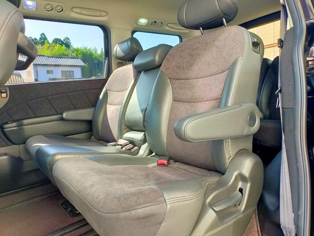 エリシオンプレステージ ＳＧ　ＨＤＤナビパッケージ　３００馬力　Ｖ型６気筒３．５リッターＶＴＥＣエンジン　ワンオーナー　禁煙車　両側パワースライドドア　純正ＨＤＤナビ　テレビ　ＥＴＣ　フリップダウンモニター　バックカメラ　純正１７インチアルミ　キーレス（17枚目）