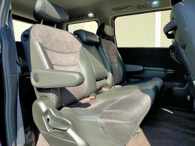 エリシオンプレステージ ＳＧ　ＨＤＤナビパッケージ　３００馬力　Ｖ型６気筒３．５リッターＶＴＥＣエンジン　ワンオーナー　禁煙車　両側パワースライドドア　純正ＨＤＤナビ　テレビ　ＥＴＣ　フリップダウンモニター　バックカメラ　純正１７インチアルミ　キーレス（18枚目）