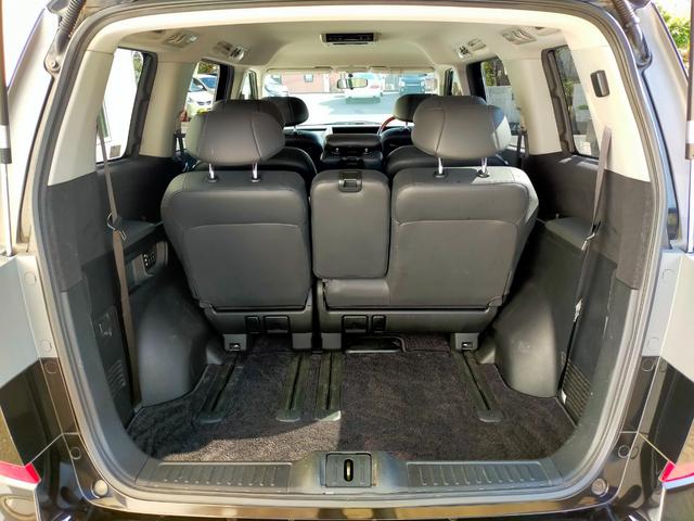 エリシオンプレステージ ＳＧ　ＨＤＤナビパッケージ　３００馬力　Ｖ型６気筒３．５リッターＶＴＥＣエンジン　ワンオーナー　禁煙車　両側パワースライドドア　純正ＨＤＤナビ　テレビ　ＥＴＣ　フリップダウンモニター　バックカメラ　純正１７インチアルミ　キーレス（22枚目）