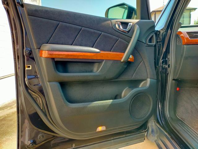 エリシオンプレステージ ＳＧ　ＨＤＤナビパッケージ　３００馬力　Ｖ型６気筒３．５リッターＶＴＥＣエンジン　ワンオーナー　禁煙車　両側パワースライドドア　純正ＨＤＤナビ　テレビ　ＥＴＣ　フリップダウンモニター　バックカメラ　純正１７インチアルミ　キーレス（39枚目）