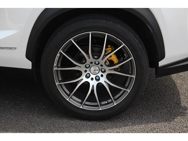 ＮＸ３００ｈ　Ｆスポーツ　ＴＲＤエアロ／三眼ＬＥＤ／サンルーフ／ＲＡＹＳホイール／マクレビ／温冷赤革／純正ナビ／全周囲カメラ(17枚目)