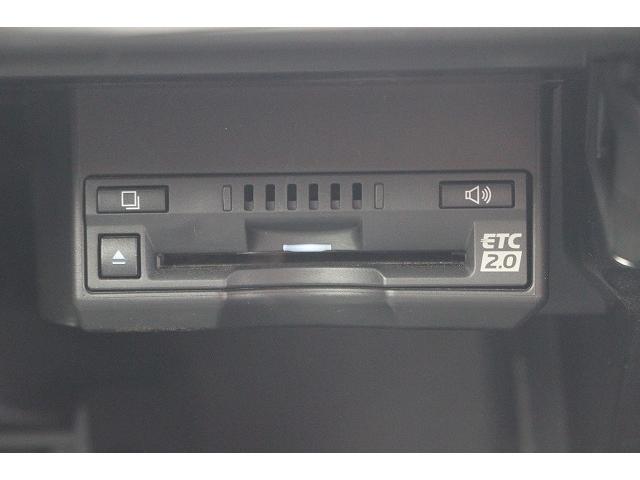 ＣＴ ＣＴ２００ｈ　バージョンＣ　後期型／メーカーナビ／Ｂカメラ／地デジ／衝突軽減／ＬＥＤヘッドライト／シートヒーター／ＥＴＣ２．０／（6枚目）