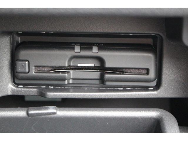 セレナ ｅ－パワー　ハイウェイスターＶ　１０型ナビ／クリアランスソナー／衝突軽減／全周囲カメラ／プロパイロット／両側電動ドア／ＬＥＤヘッドライト／／ＥＴＣ／（11枚目）