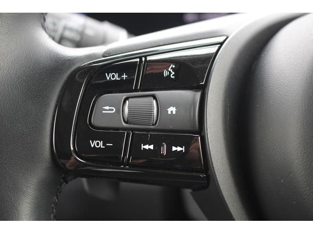 Ｈｏｎｄａ ｅ アドバンス　スカイルーフ／１２．３型スクリーン／ＡｐｐｌｅＣａｒＰｌａｙ／全周囲カメラ／シートヒーター／レーダークルーズコントロール／／ＬＥＤヘッドライト／衝突軽減／．ＥＴＣ２．０／（40枚目）
