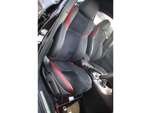 ＷＲＸ ＳＴＩ ＳＴＩ　６ＭＴ／カロッェリア社外ナビ／地デジ／純正１８ＡＷ／ハーフレザーシート／３０８馬力／ＬＥＤライト／革巻きステアリング（33枚目）
