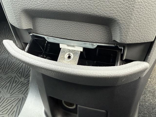 NISSAN NV200 VANETTE VAN GX