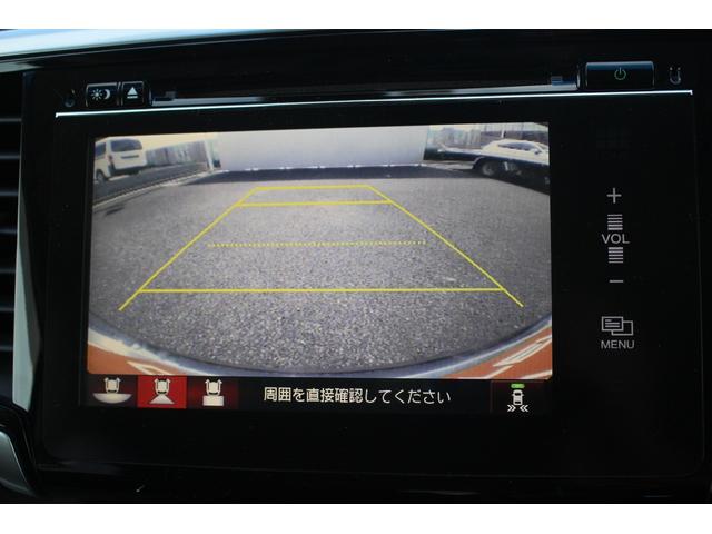 オデッセイ アブソルート・ＥＸ　純正ナビ／地デジ／バックカメラ／後席モニター／両側電動スライドドア／ＬＥＤヘッドライト／ＥＴＣ／衝突軽減ブレーキ／ハーフレザーシート／クルーズコントロール／障害物センサー／禁煙車／アイドリングストップ（4枚目）