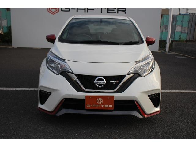 ノート 　５ＭＴ／ＮＩＳＭＯエアロ／ＨＫＳマフラー／社外ナビ／Ｂカメラ／純正１７ＡＷ／電動格納ミラー／ＬＥＤヘッドライト／地デジ／フォグライト／オートライト／スマートキー／プッシュスタート／（14枚目）