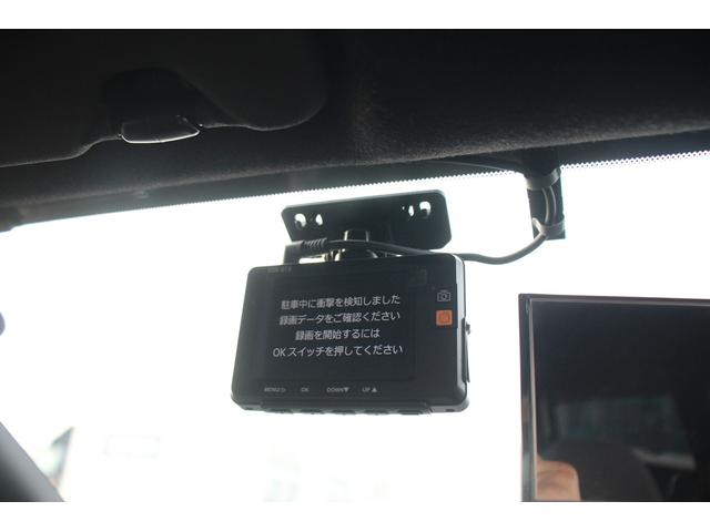 ノート 　５ＭＴ／ＮＩＳＭＯエアロ／ＨＫＳマフラー／社外ナビ／Ｂカメラ／純正１７ＡＷ／電動格納ミラー／ＬＥＤヘッドライト／地デジ／フォグライト／オートライト／スマートキー／プッシュスタート／（70枚目）