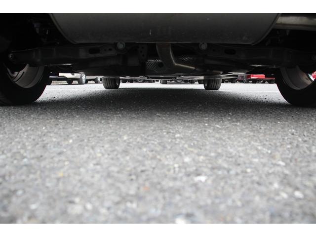 プリウス Ｚ　１２．３型ディスプレイオーディオ／全周囲カメラ／地デジ／衝突軽減ブレーキ／レーダークルーズコントロール／電動リアゲート／温冷黒革／ＥＴＣ２．０／パワーシート／純正アルミホイール／（25枚目）