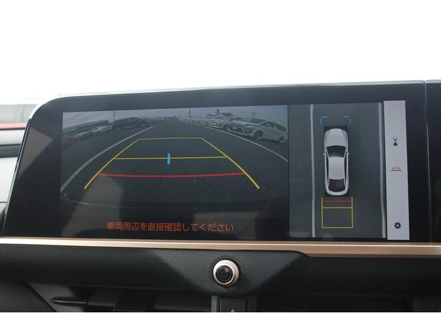 クラウンクロスオーバー Ｇアドバンスド　純正ナビ／地デジ／全周囲カメラ／レーダークルーズコントロール／レーンキープアシスト／衝突軽減／電動リアゲート／ＥＴＣ２．０（4枚目）