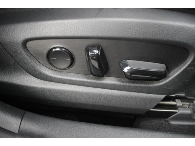 ＵＸ ＵＸ２５０ｈ　バージョンＣ　純正ナビ／地デジ／全周囲カメラ／電動リアゲート／温冷革シート／ＬＥＤヘッドライト／ＥＴＣ２．０／レーダークルーズコントロール衝突軽減ブレーキ／障害物センサー／純正アルミホイール／禁煙車／（7枚目）
