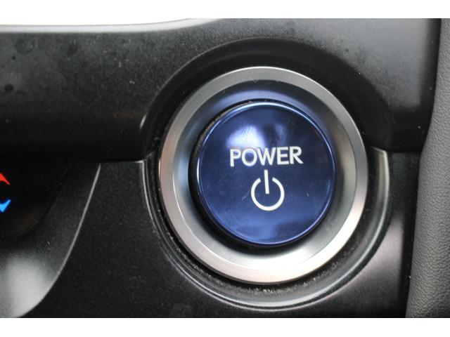 ＵＸ ＵＸ２５０ｈ　バージョンＣ　純正ナビ／地デジ／全周囲カメラ／電動リアゲート／温冷革シート／ＬＥＤヘッドライト／ＥＴＣ２．０／レーダークルーズコントロール衝突軽減ブレーキ／障害物センサー／純正アルミホイール／禁煙車／（8枚目）