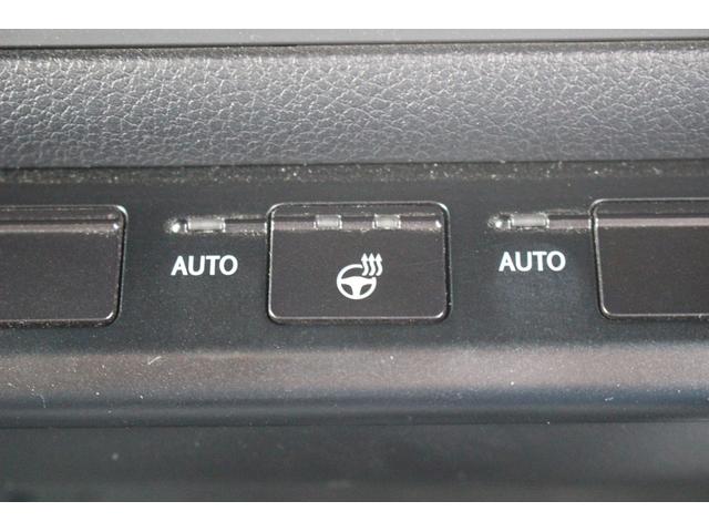 ＵＸ ＵＸ２５０ｈ　バージョンＣ　純正ナビ／地デジ／全周囲カメラ／電動リアゲート／温冷革シート／ＬＥＤヘッドライト／ＥＴＣ２．０／レーダークルーズコントロール衝突軽減ブレーキ／障害物センサー／純正アルミホイール／禁煙車／（60枚目）